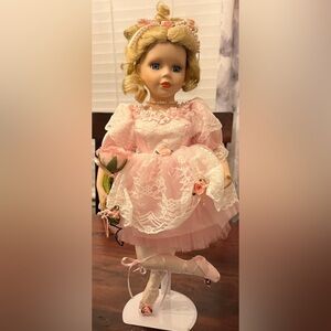 Heritage Signature Collection Porcelain pink Denise ballerina